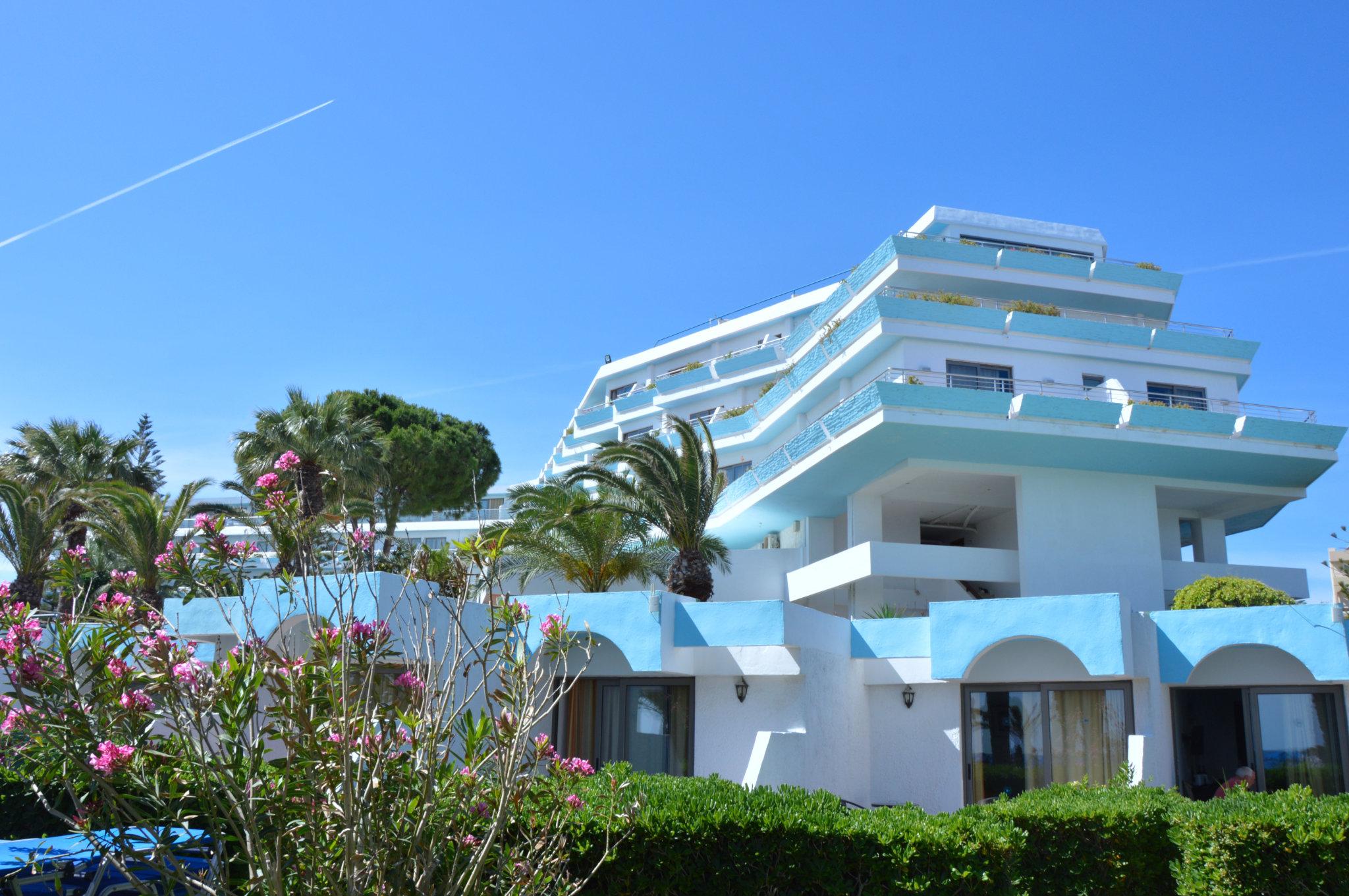 Blue Horizon Hotel เอียลิซอส ภายนอก รูปภาพ