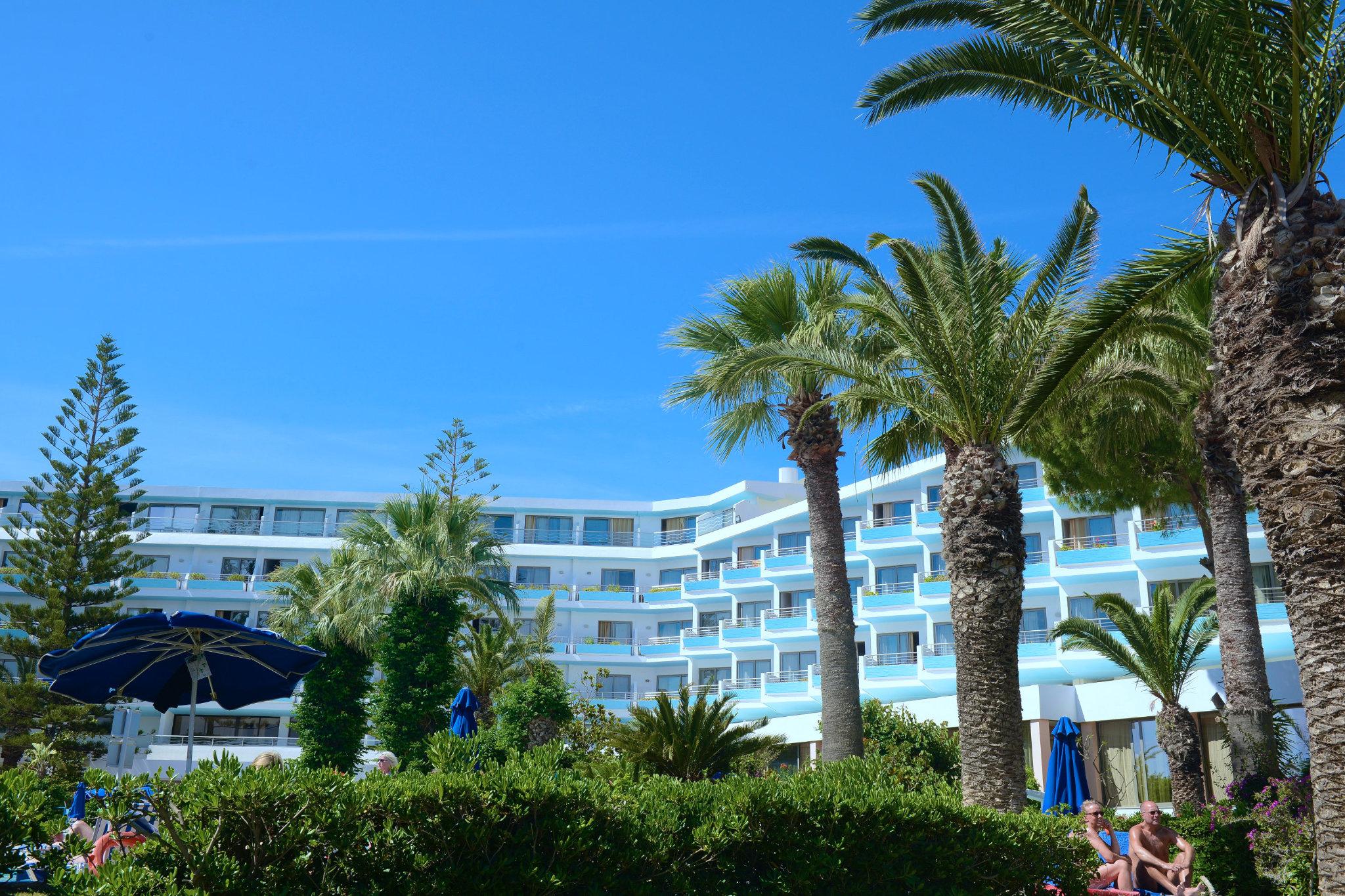 Blue Horizon Hotel เอียลิซอส ภายนอก รูปภาพ